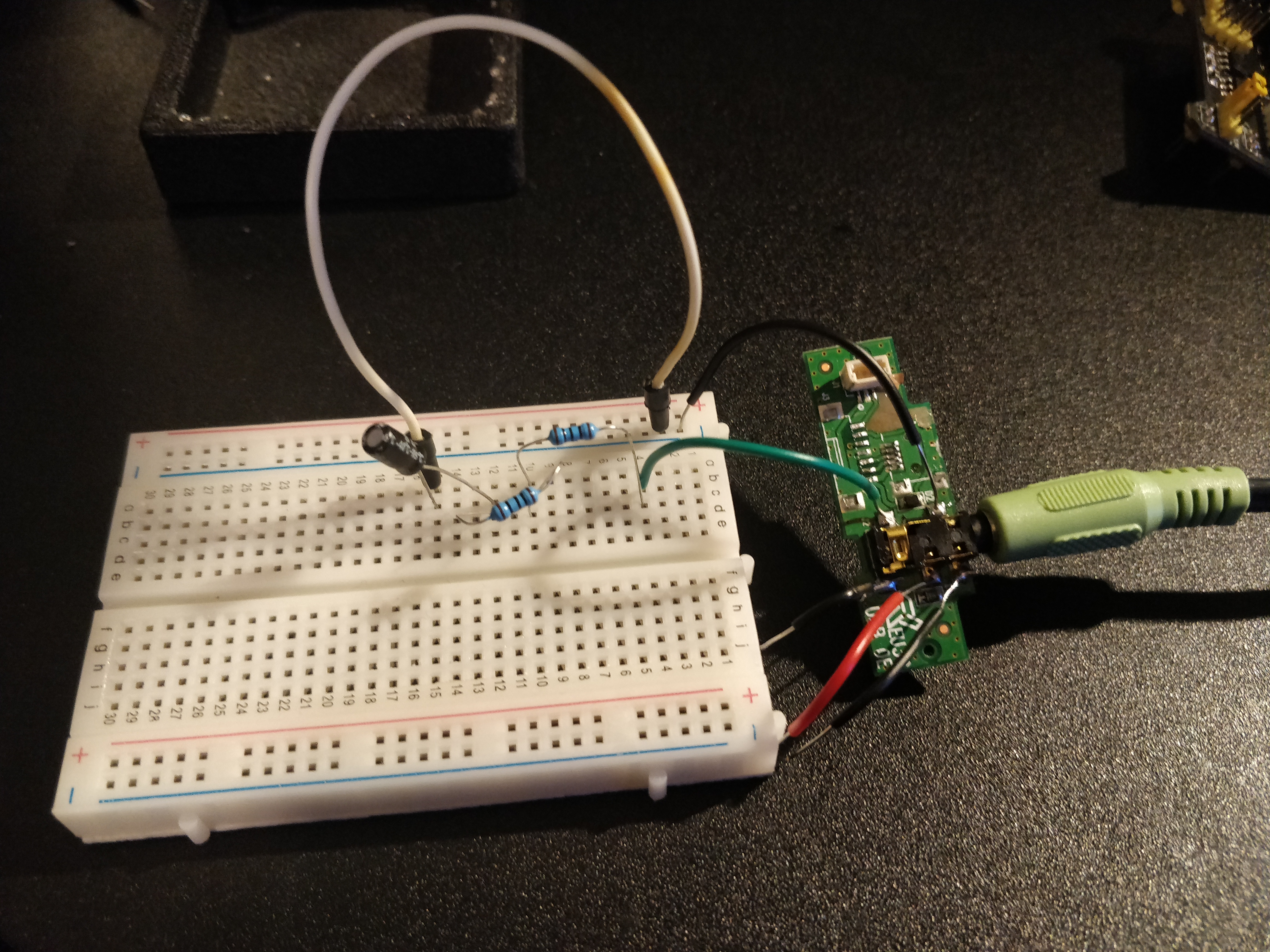 lowpass filter in breadboard